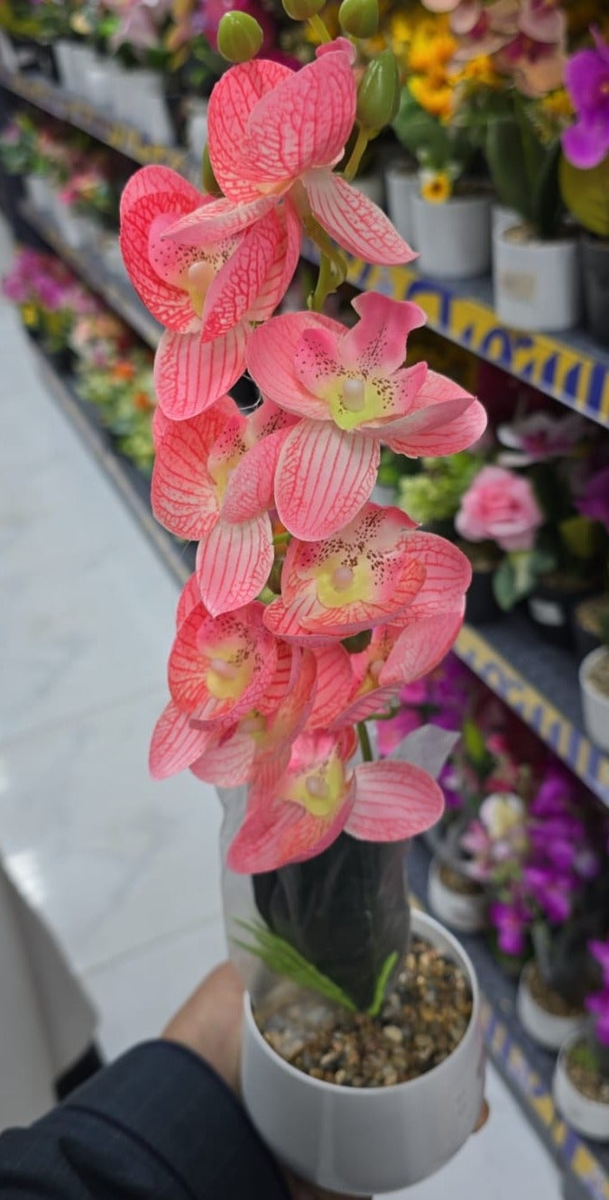 Artificial roses vase 1